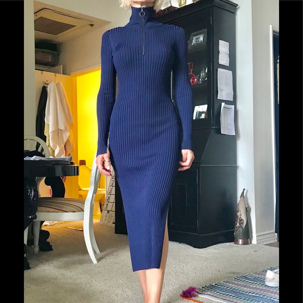COPY - Brand new BCBG ribbed maxi fitted navy dress